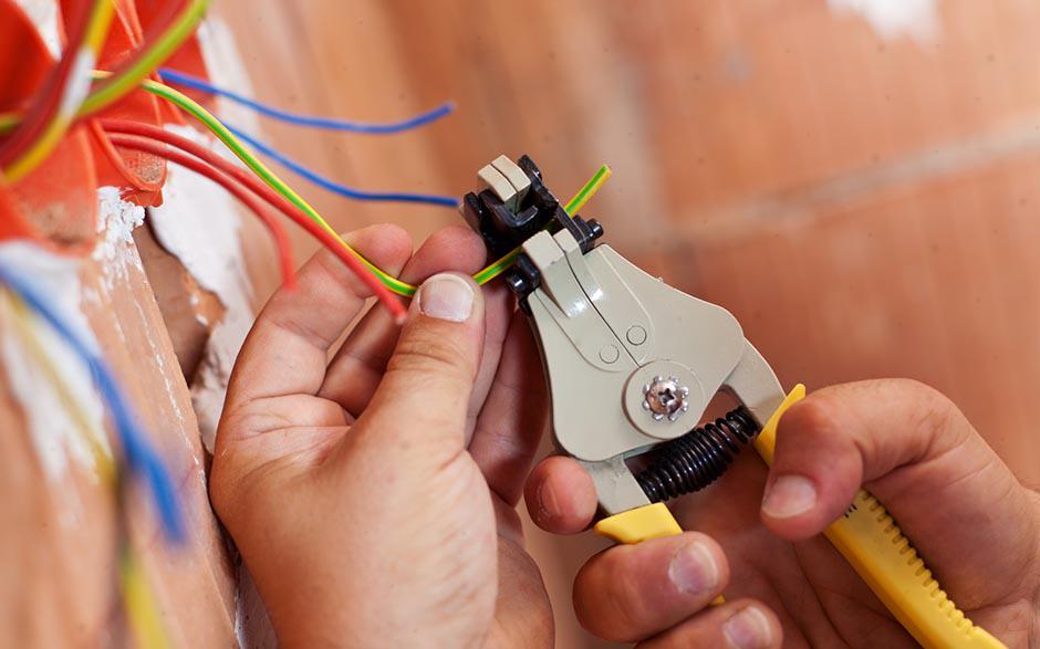 électricien de maintenance Combs-la-Ville